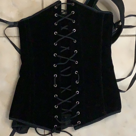 SMALL VELVET PRINCESS CORSET - Picture 11 of 13